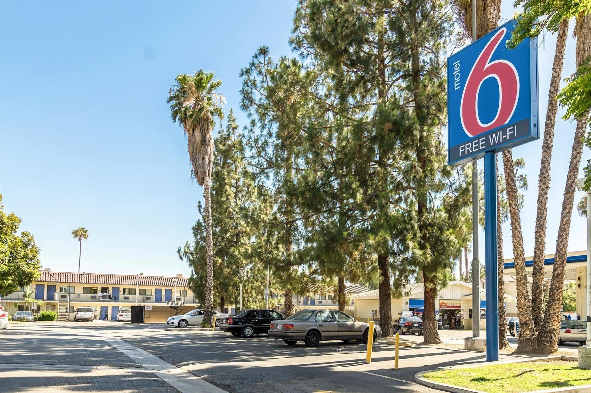 Motel 6 Riverside, Ca - Ucr East Exterior photo